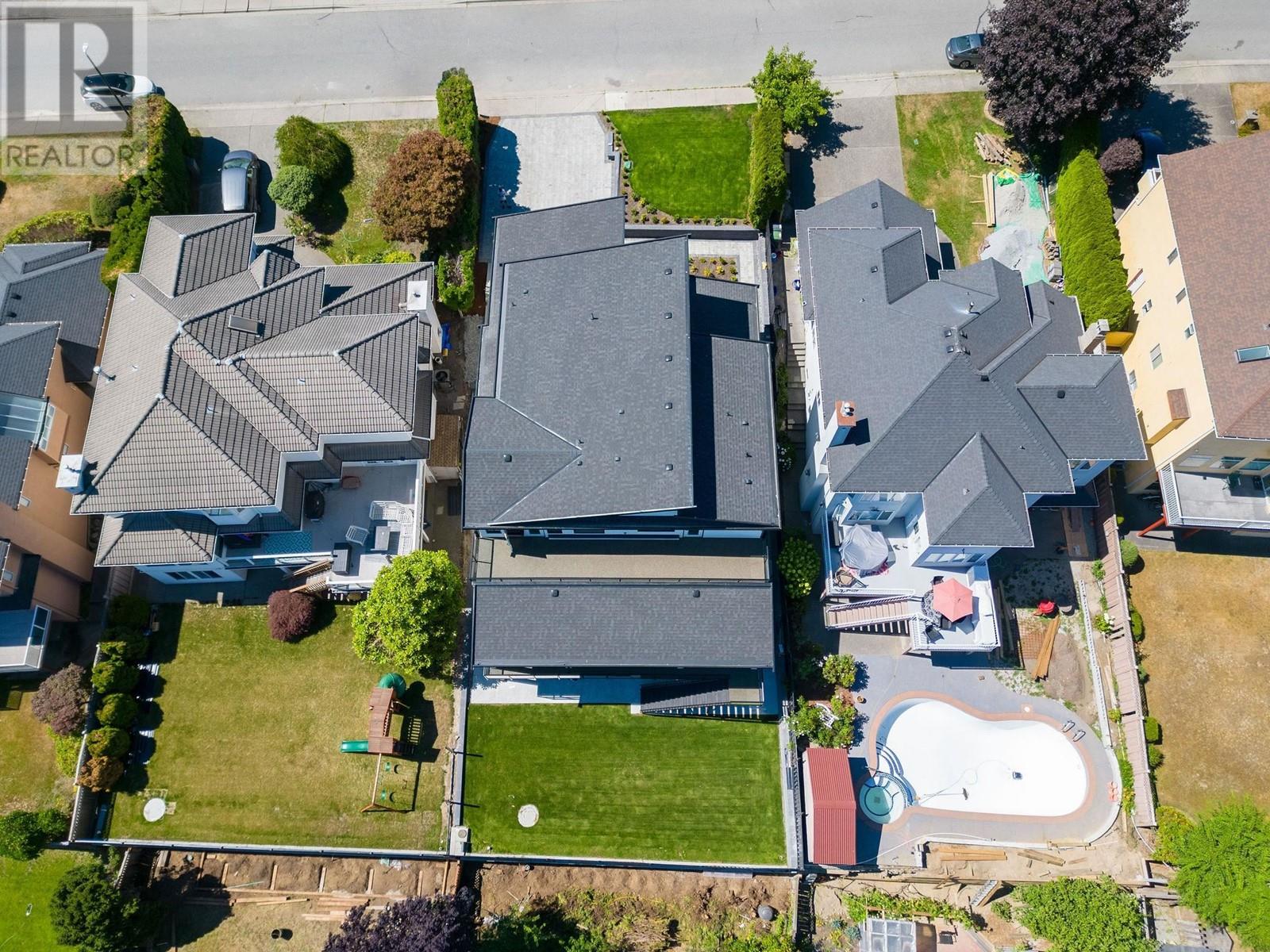 2257 Sicamous Avenue, Coquitlam, British Columbia  V3K 6R9 - Photo 40 - R2809691