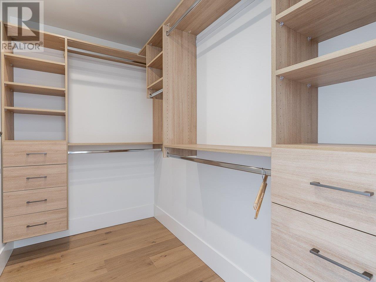 425 W Keith Road, North Vancouver, British Columbia  V7M 1M2 - Photo 23 - R2809705