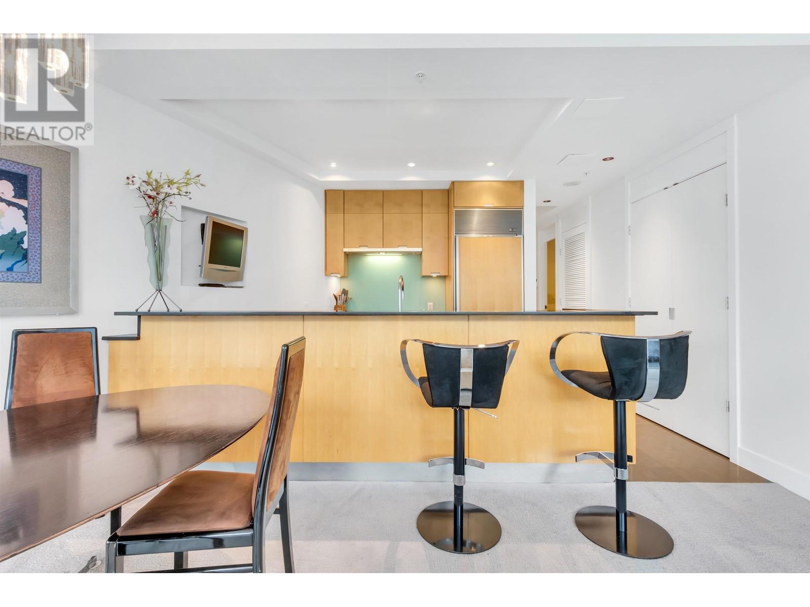 2605 1077 W Cordova Street, Vancouver, British Columbia  V6C 2C6 - Photo 2 - R2809738