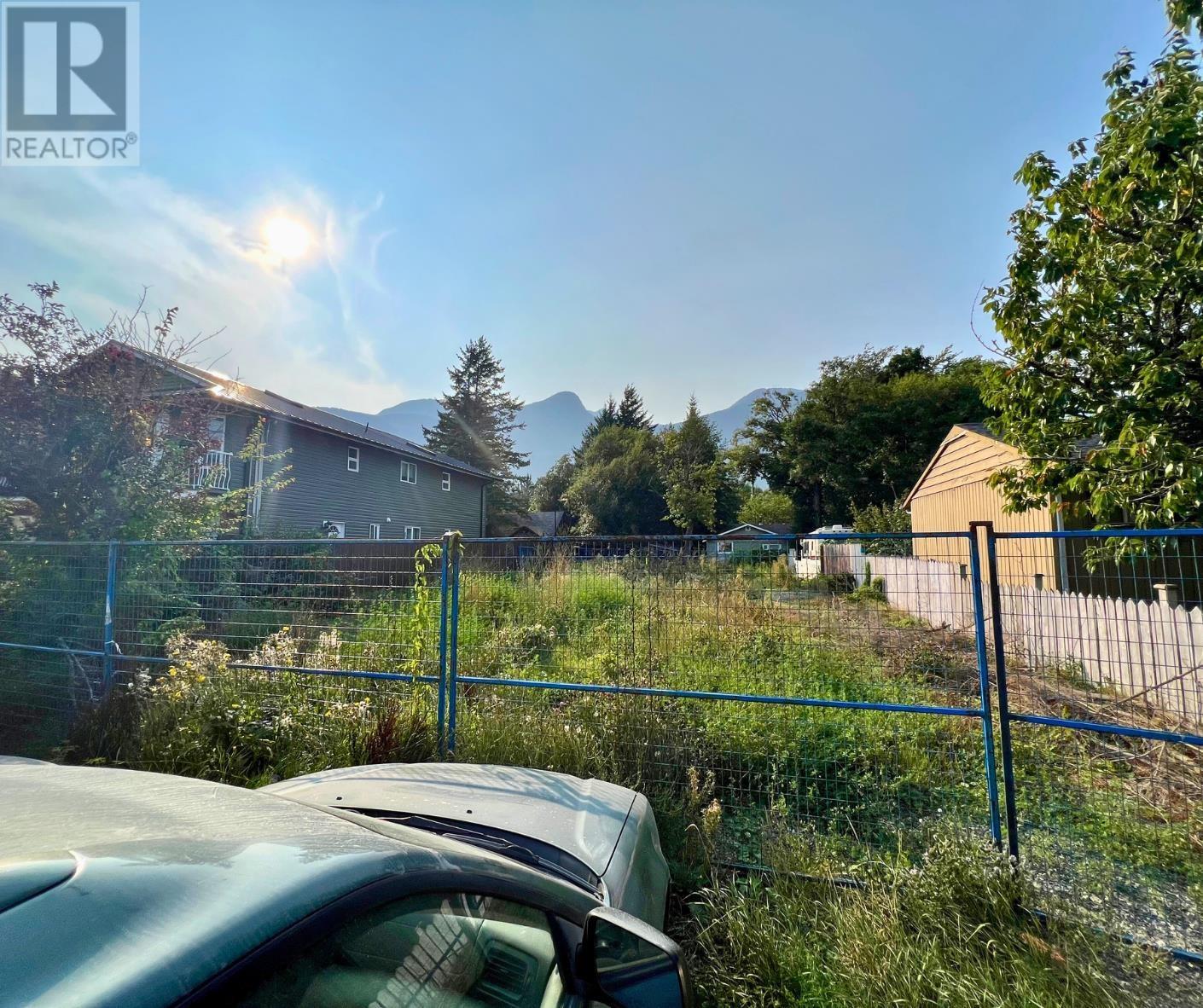 38083 Fourth Avenue, Squamish, British Columbia  V8B 0A4 - Photo 8 - R2809773