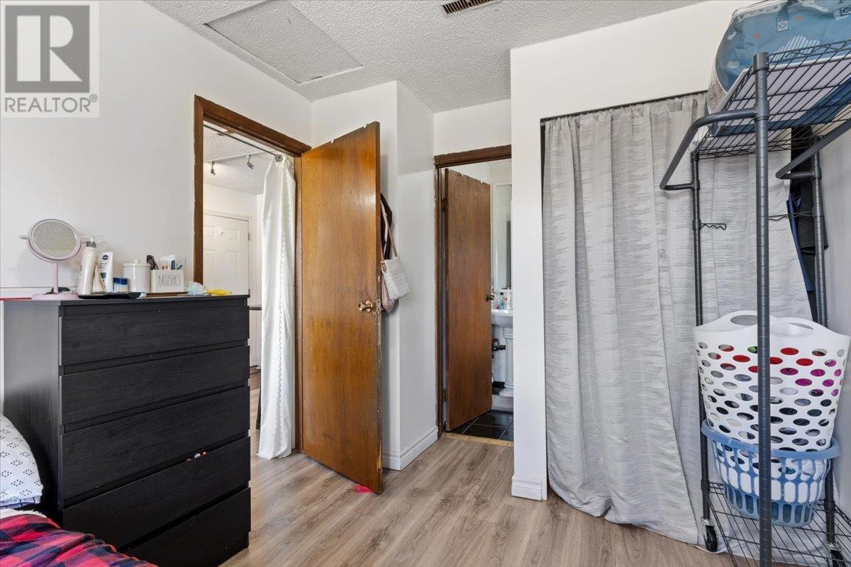 6630-6632 Canada Way, Burnaby, British Columbia  V5E 3P7 - Photo 17 - R2809788