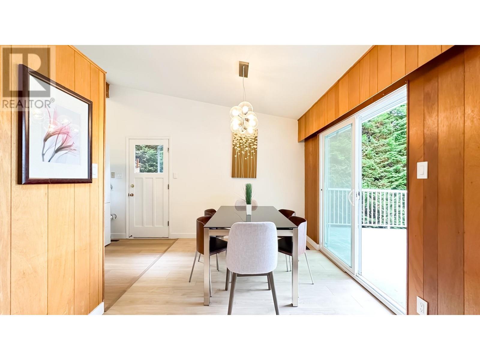 6451 Marine Drive, Burnaby, British Columbia  V3N 2Y5 - Photo 16 - R2809018