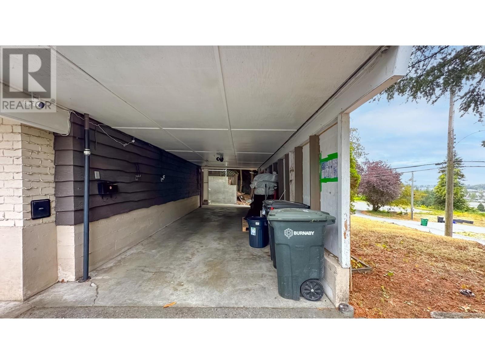 6451 Marine Drive, Burnaby, British Columbia  V3N 2Y5 - Photo 4 - R2809018