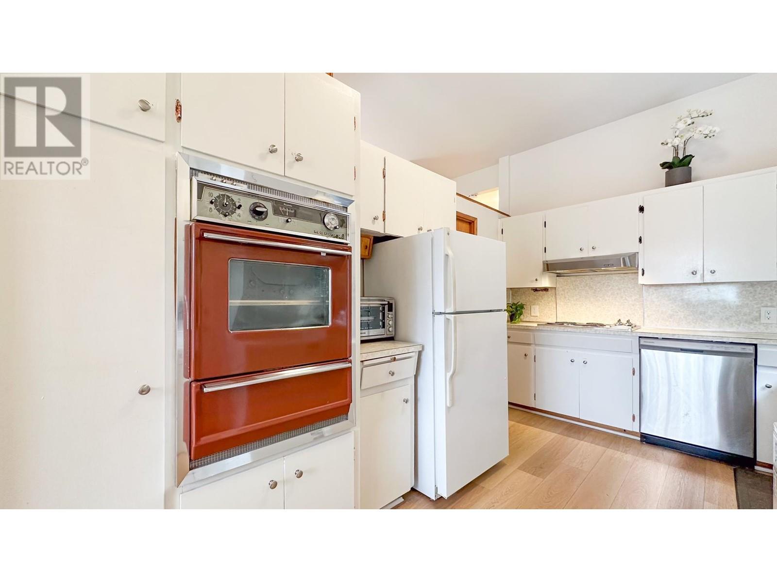 6451 Marine Drive, Burnaby, British Columbia  V3N 2Y5 - Photo 9 - R2809018