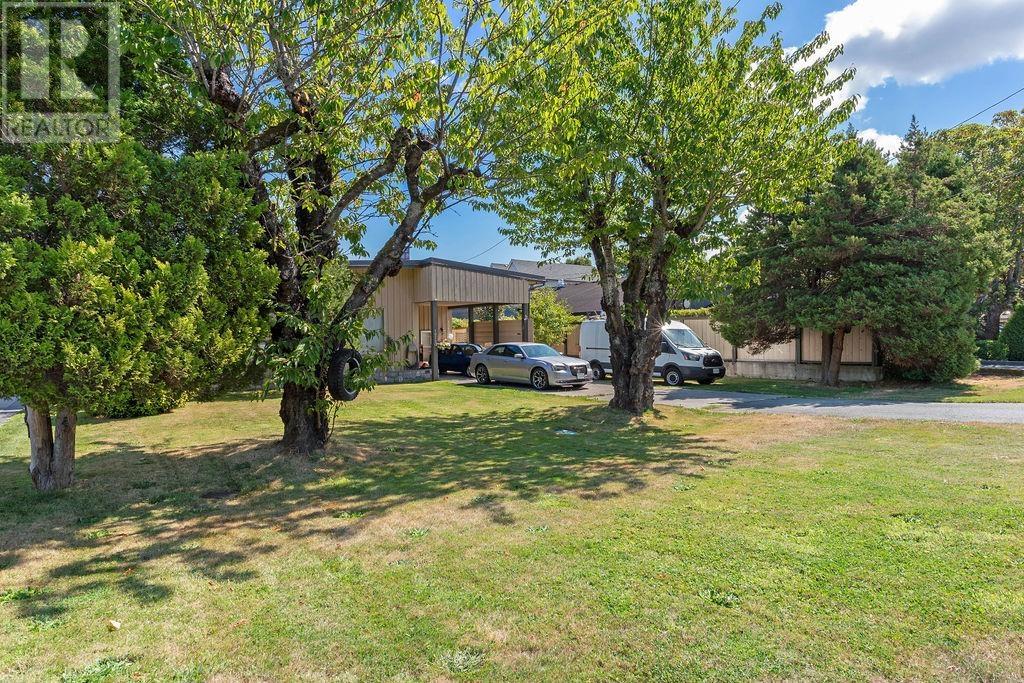 10720 Railway Avenue, Richmond, British Columbia  V7E 2B8 - Photo 12 - R2807426