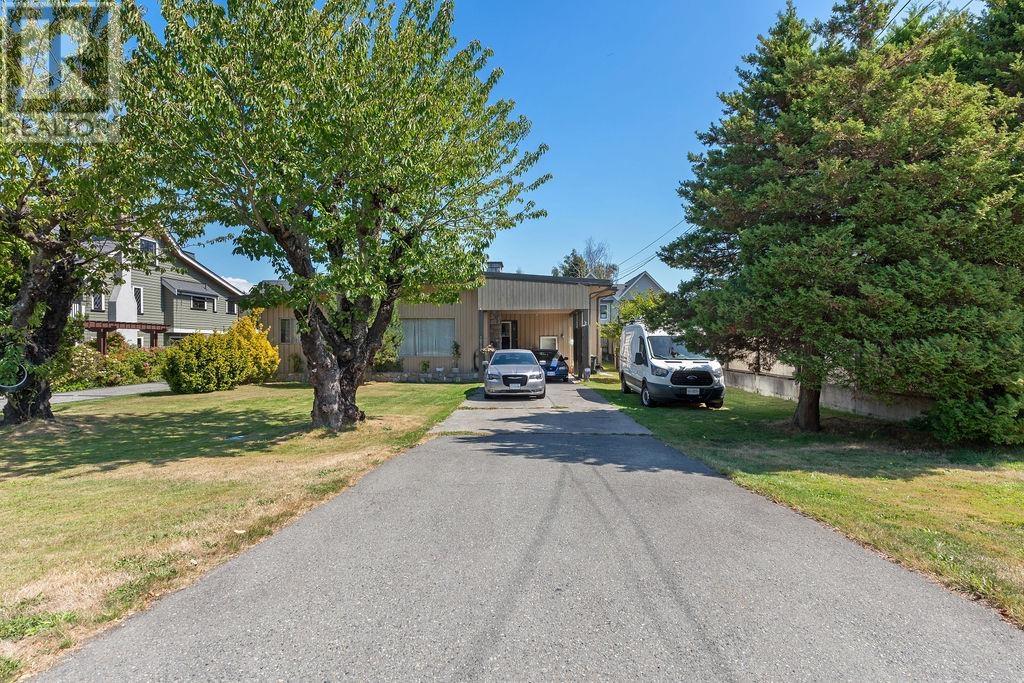 10720 RAILWAY AVENUE, richmond, British Columbia