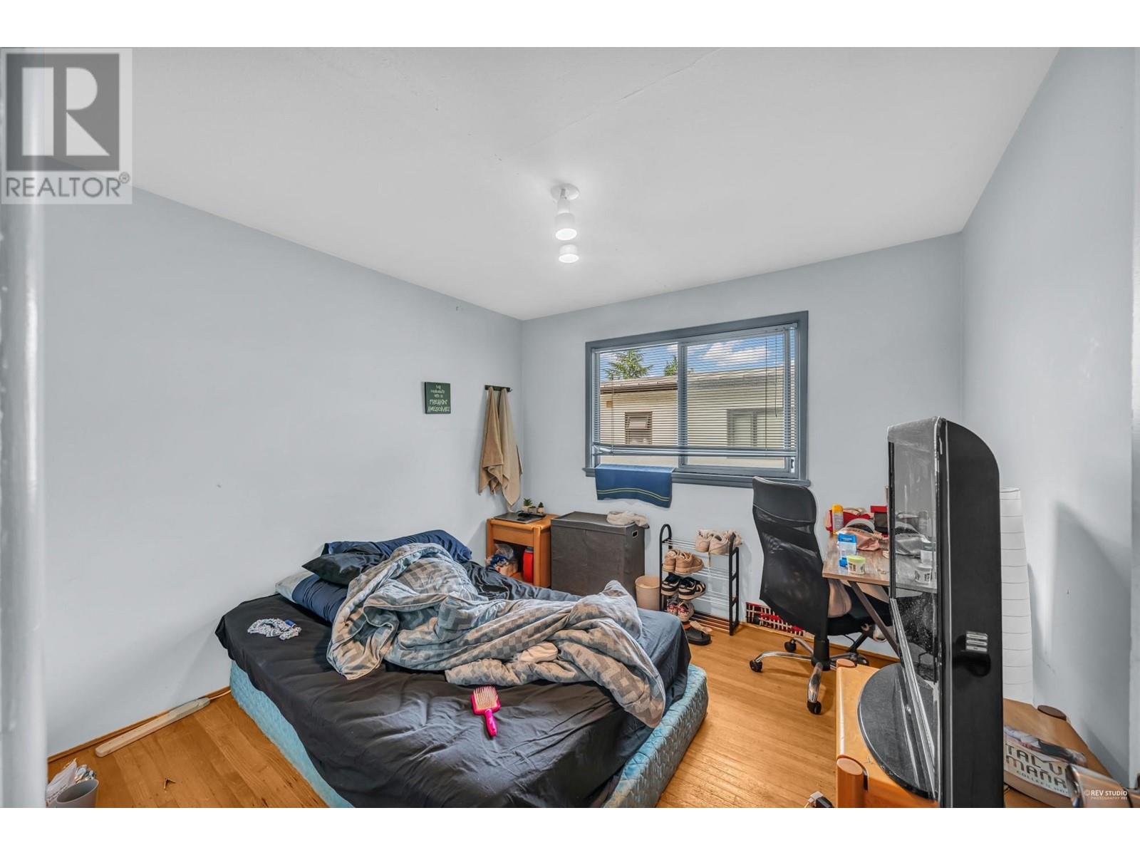 Listing Picture 2 of 26 : 576 W 37TH AVENUE, Vancouver / 溫哥華 - 魯藝地產 Yvonne Lu Group - MLS Medallion Club Member