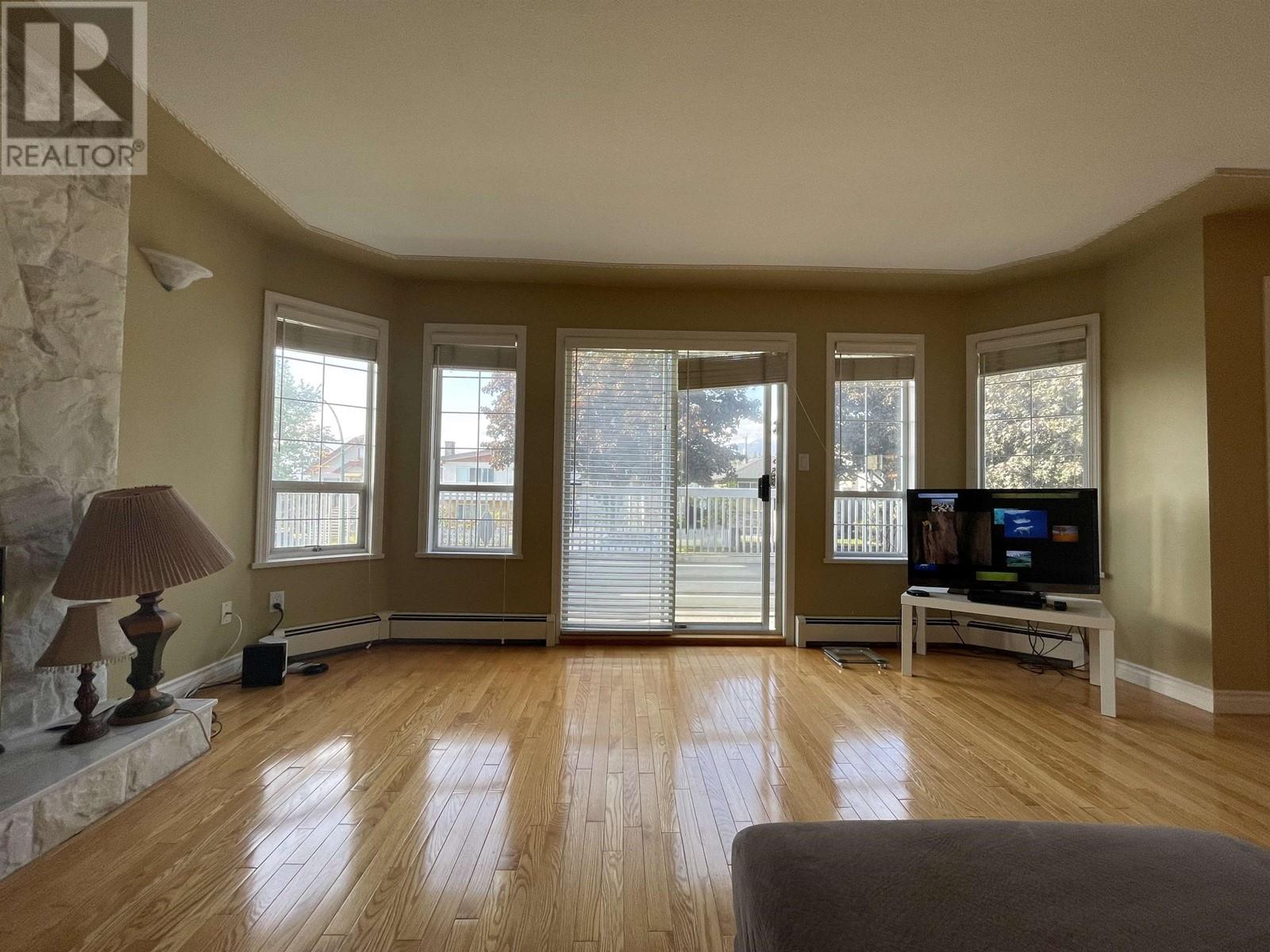 4816 Frances Street, Burnaby, British Columbia  V5C 2S4 - Photo 13 - R2809811