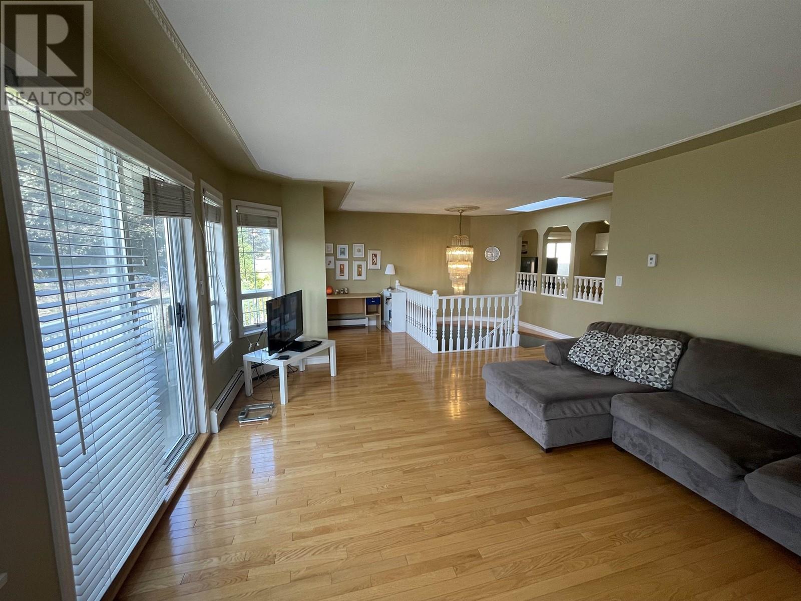 4816 Frances Street, Burnaby, British Columbia  V5C 2S4 - Photo 8 - R2809811