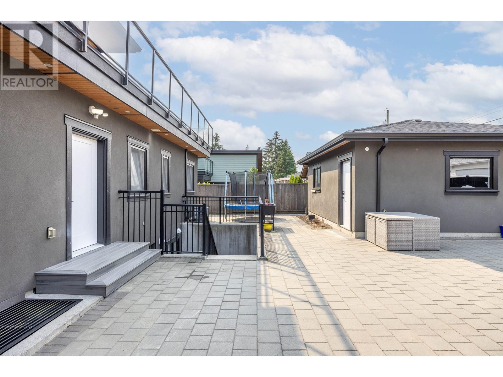 4553 Brentlawn Drive, Burnaby, British Columbia  V5C 3T9 - Photo 15 - R2809012