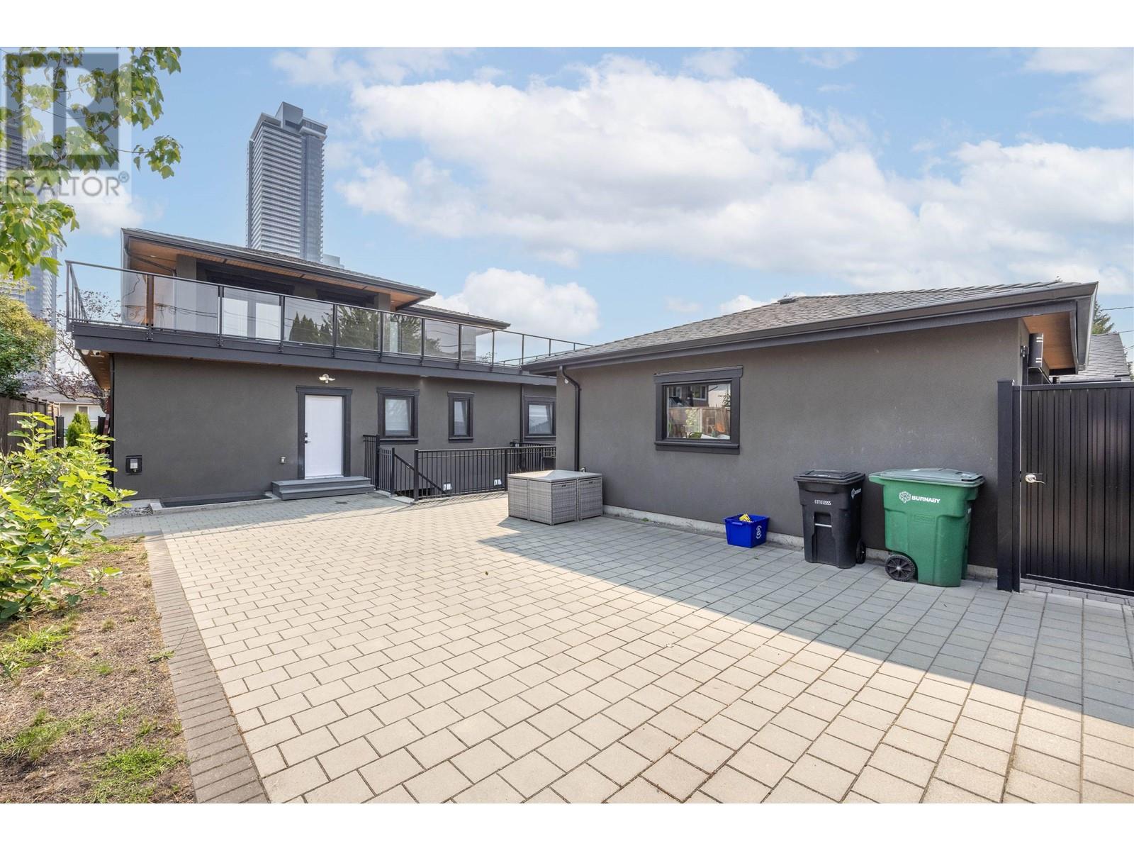 4553 Brentlawn Drive, Burnaby, British Columbia  V5C 3T9 - Photo 10 - R2809012