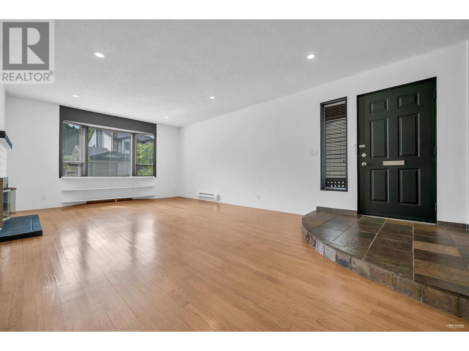 22 6245 Sheridan Road, Richmond, British Columbia  V7E 4W6 - Photo 2 - R2807402
