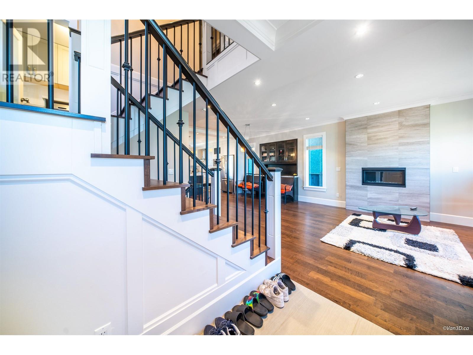 4158 Triumph Street, Burnaby, British Columbia  V5C 1Z3 - Photo 5 - R2809789
