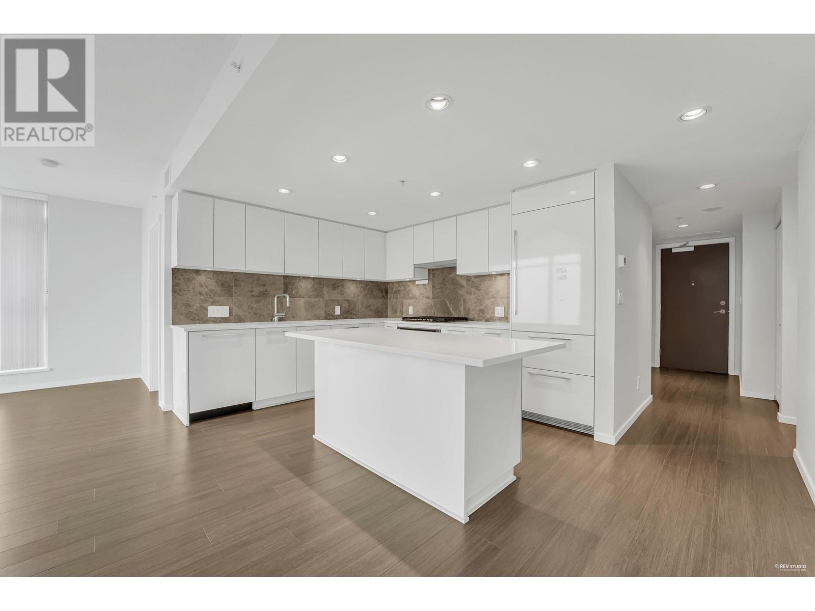 2801 6700 Dunblane Avenue, Burnaby, British Columbia  V5H 0J3 - Photo 2 - R2808067