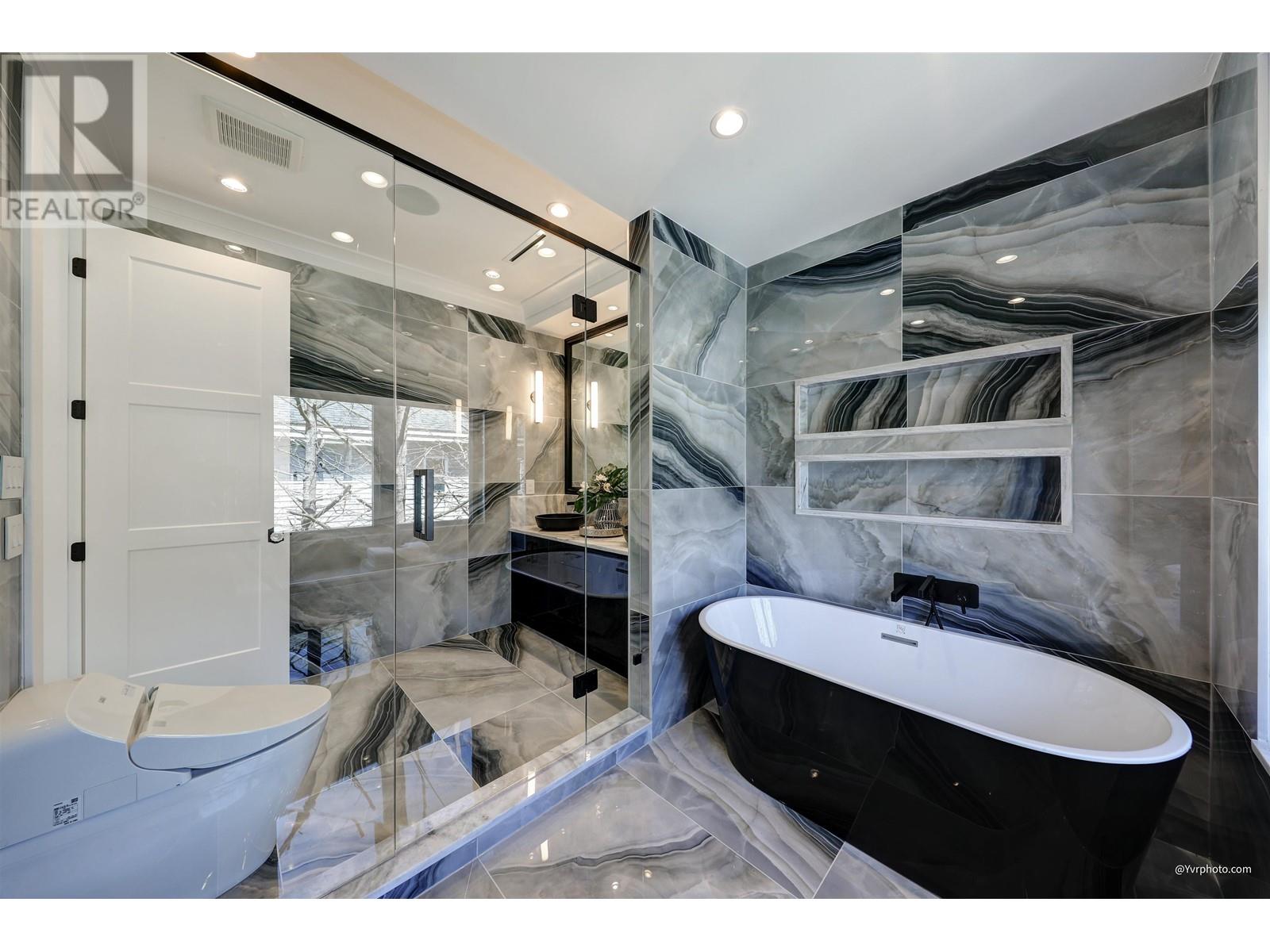 7531 Bridge Street, Richmond, British Columbia  V6Y 2S6 - Photo 32 - R2809778