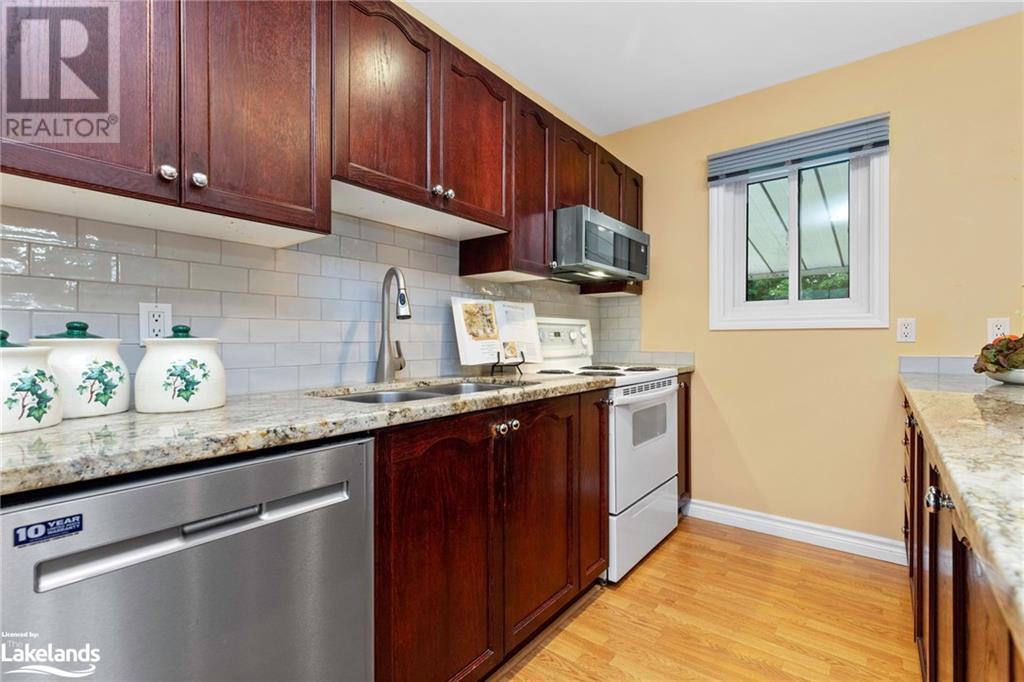 480 Austin Street N, Gravenhurst, Ontario  P1P 1E9 - Photo 6 - 40474238