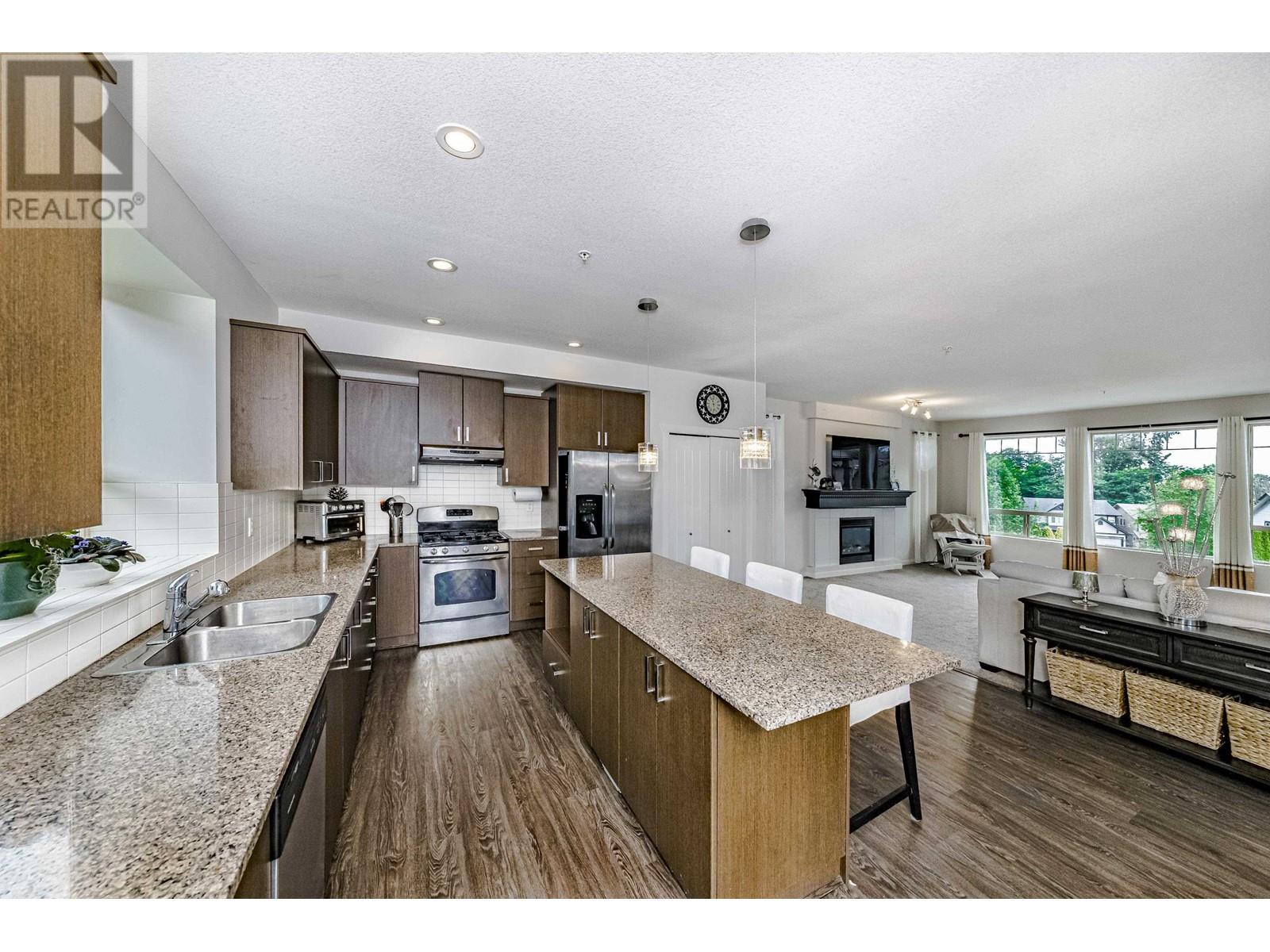 10715 Beecham Place, Maple Ridge, British Columbia  V2W 0E9 - Photo 10 - R2805568