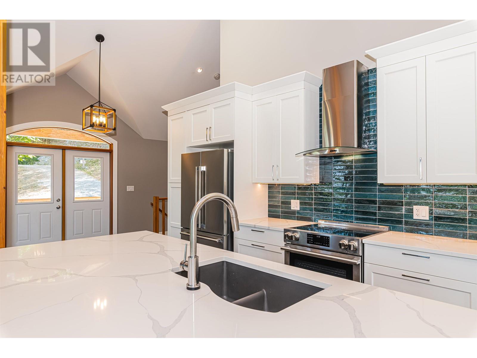 141 Bishops Walk Road, Salt Spring Island, British Columbia  V8K 2J7 - Photo 12 - R2751968