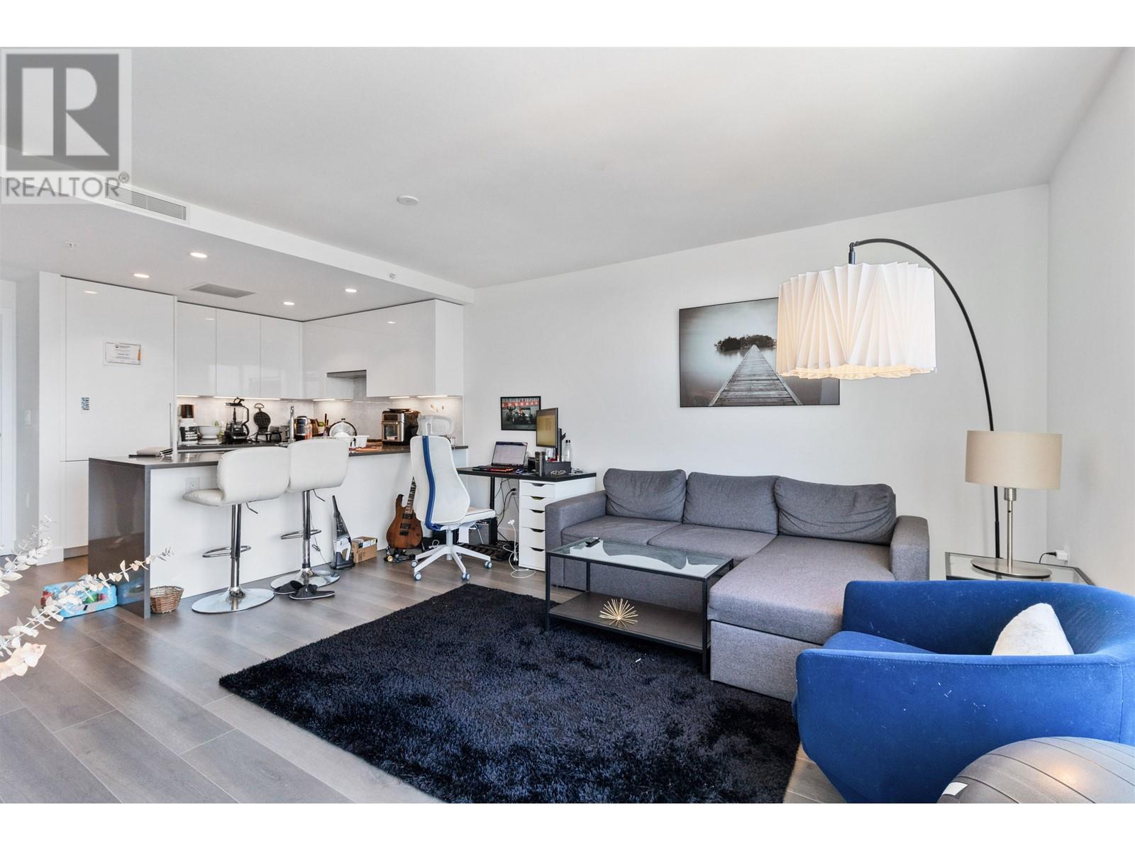 1804 8188 Fraser Street, Vancouver, British Columbia  V5X 0J8 - Photo 4 - R2810013