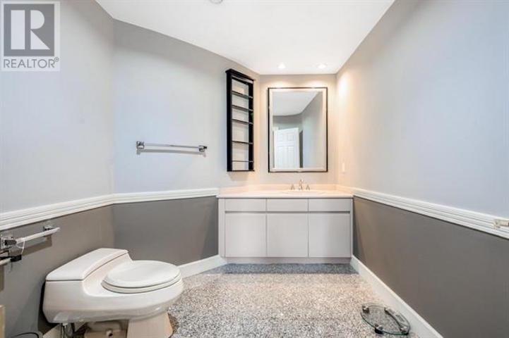 5397 Buckingham Avenue, Burnaby, British Columbia  V5E 1Z9 - Photo 12 - R2810022