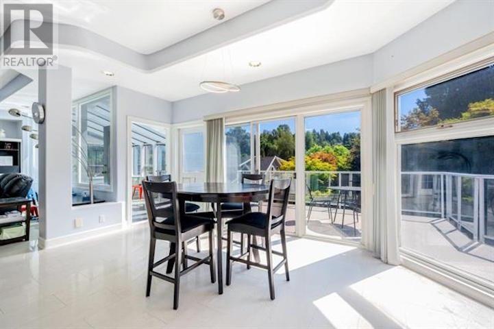 5397 Buckingham Avenue, Burnaby, British Columbia  V5E 1Z9 - Photo 8 - R2810022