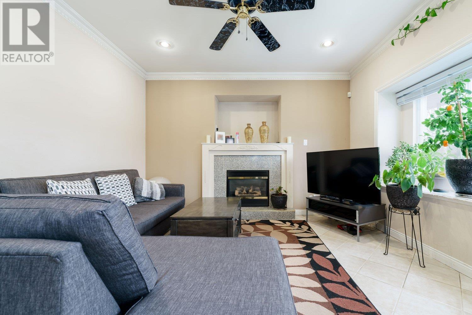 880 E 51 Avenue, Vancouver, British Columbia  V5X 1E5 - Photo 10 - R2809378