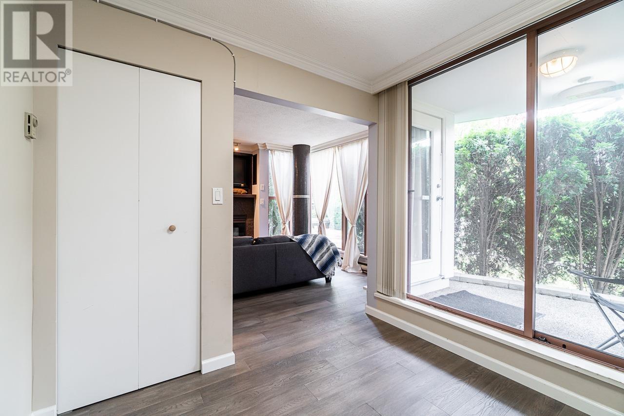 2 1633 W 8th Avenue, Vancouver, British Columbia  V6J 5H7 - Photo 11 - R2810165