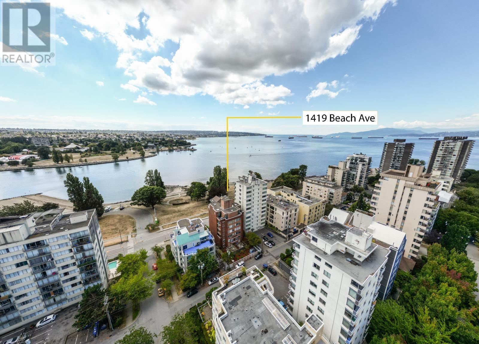 Listing Picture 9 of 12 : 402 1419 BEACH AVENUE, Vancouver / 溫哥華 - 魯藝地產 Yvonne Lu Group - MLS Medallion Club Member