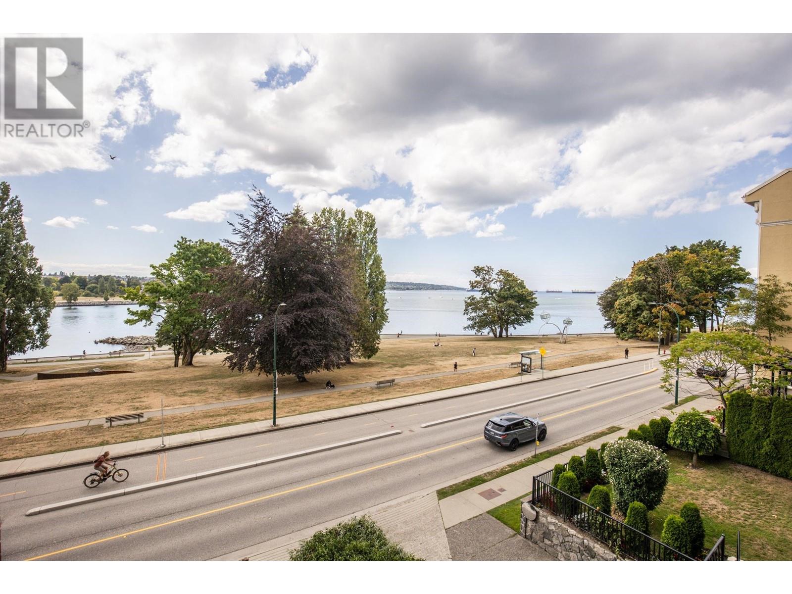 402 1419 BEACH AVENUE, vancouver, British Columbia