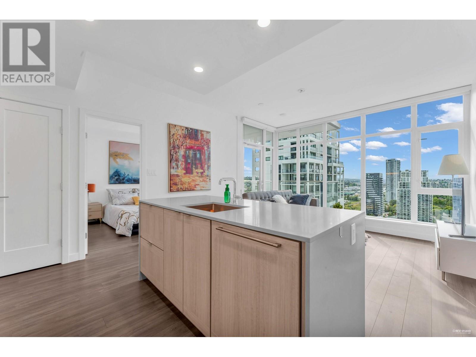 2308 2311 Beta Avenue, Burnaby, British Columbia  V5C 0M1 - Photo 3 - R2809930