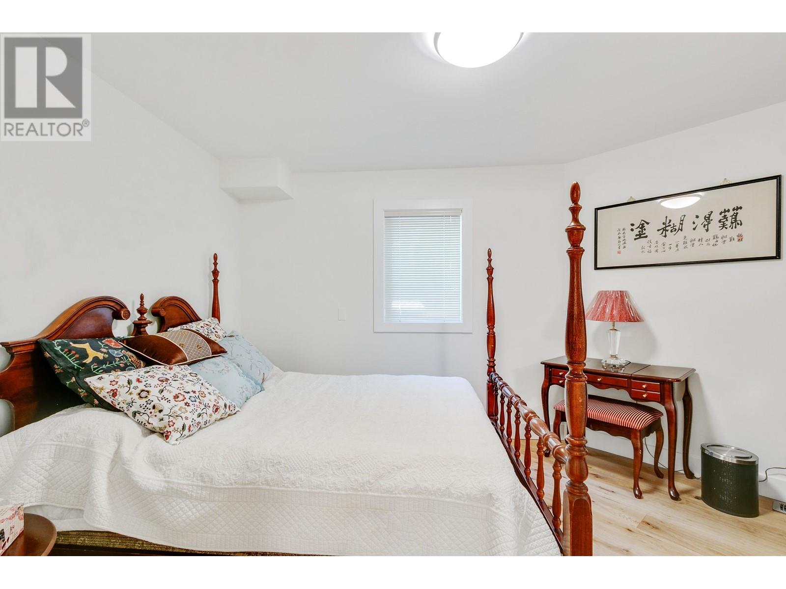 150 Mountain Drive, Lions Bay, British Columbia  V7C 2E2 - Photo 17 - R2809072