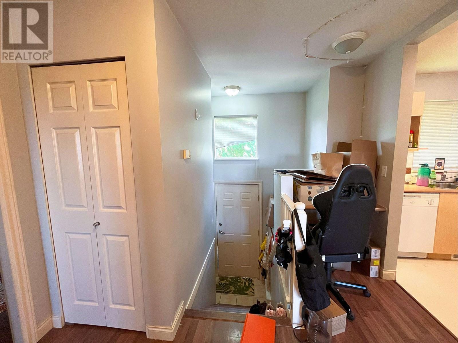 27 7238 18th Avenue, Burnaby, British Columbia  V3N 1H3 - Photo 3 - R2810188