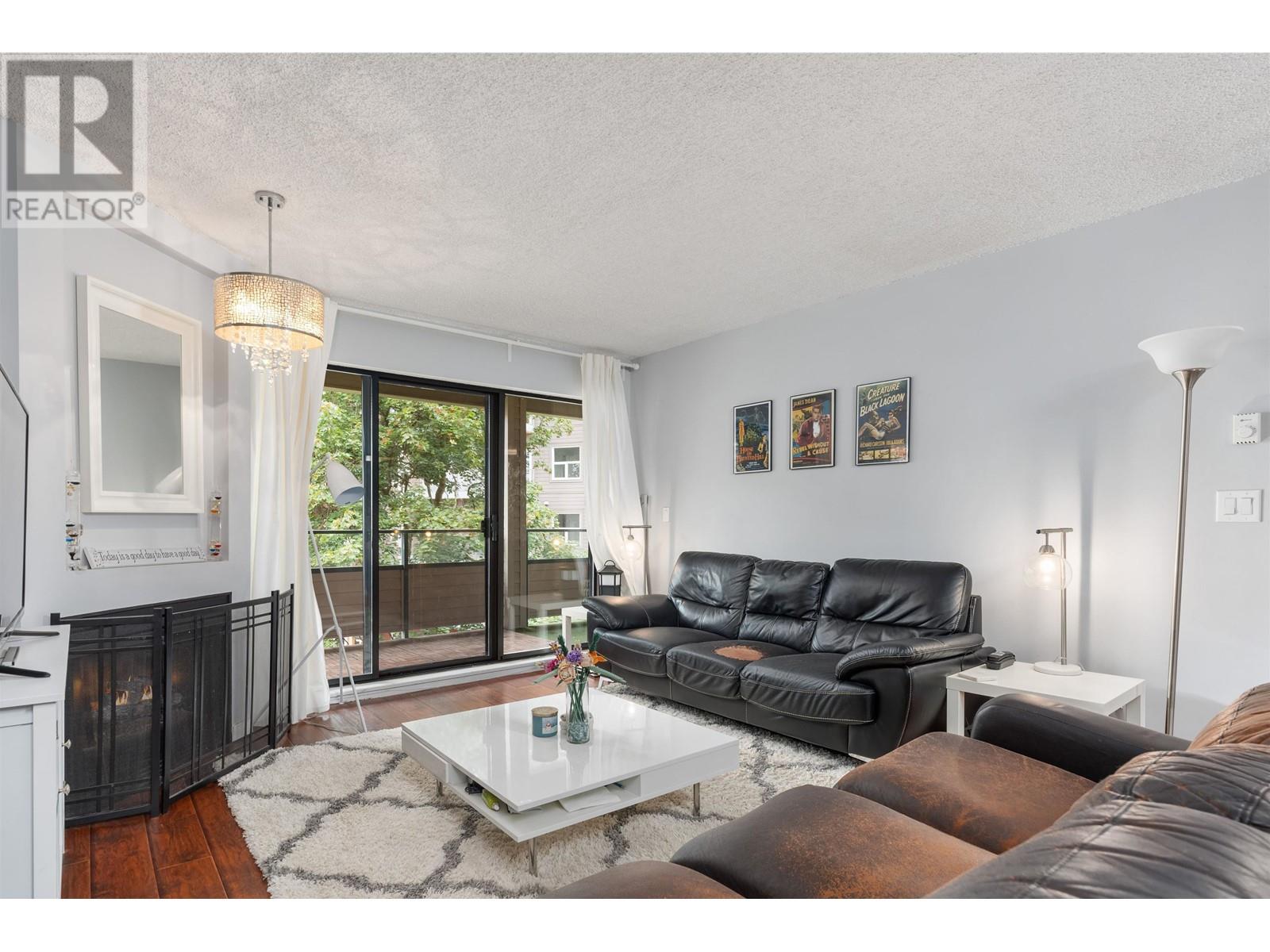 312 2915 GLEN DRIVE, coquitlam, British Columbia