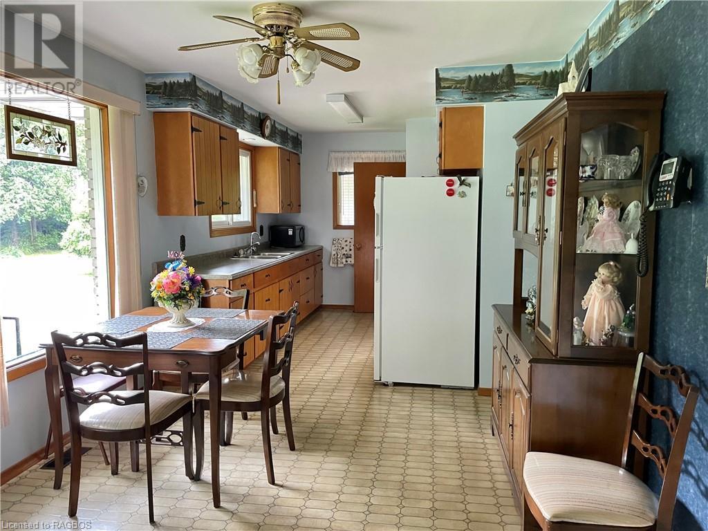 033443 Grey Road 28, West Grey, Ontario  N4N 3B9 - Photo 7 - 40474665