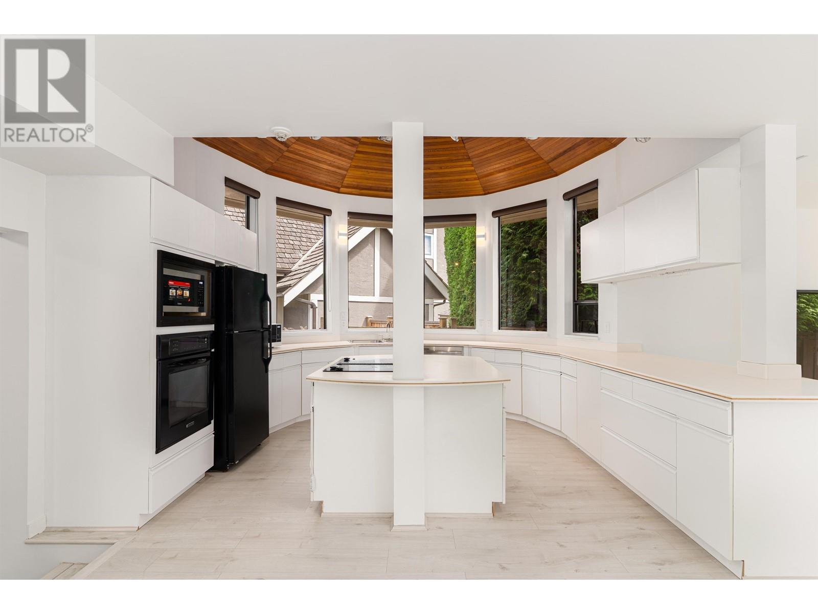 6760 Juniper Drive, Richmond, British Columbia  V7E 4Z6 - Photo 6 - R2806803