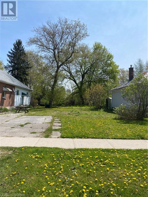 1537 5th Avenue W, Owen Sound, Ontario N4K 5B4 (25591248) Ron Hopper