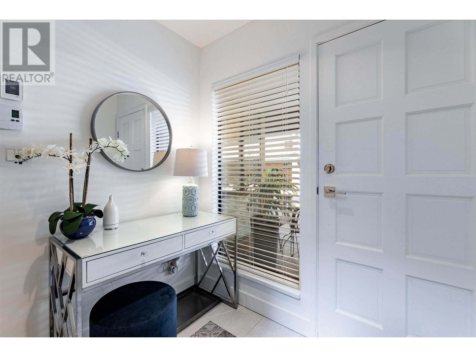 319 333 Wethersfield Drive, Vancouver, British Columbia  V5X 4M9 - Photo 11 - R2810393