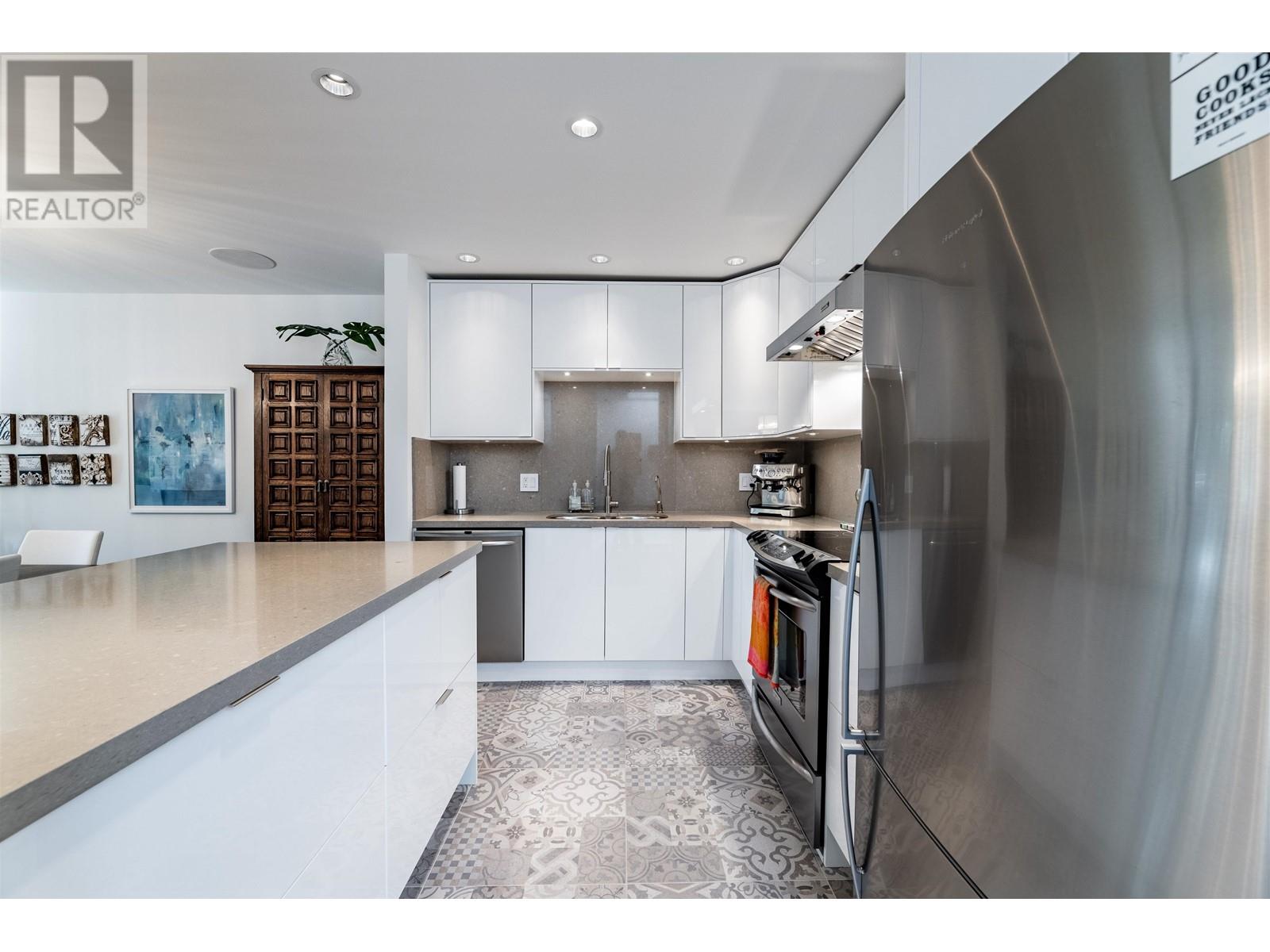 319 333 Wethersfield Drive, Vancouver, British Columbia  V5X 4M9 - Photo 13 - R2810393