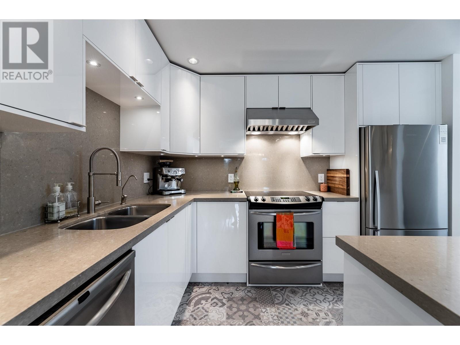 319 333 Wethersfield Drive, Vancouver, British Columbia  V5X 4M9 - Photo 15 - R2810393