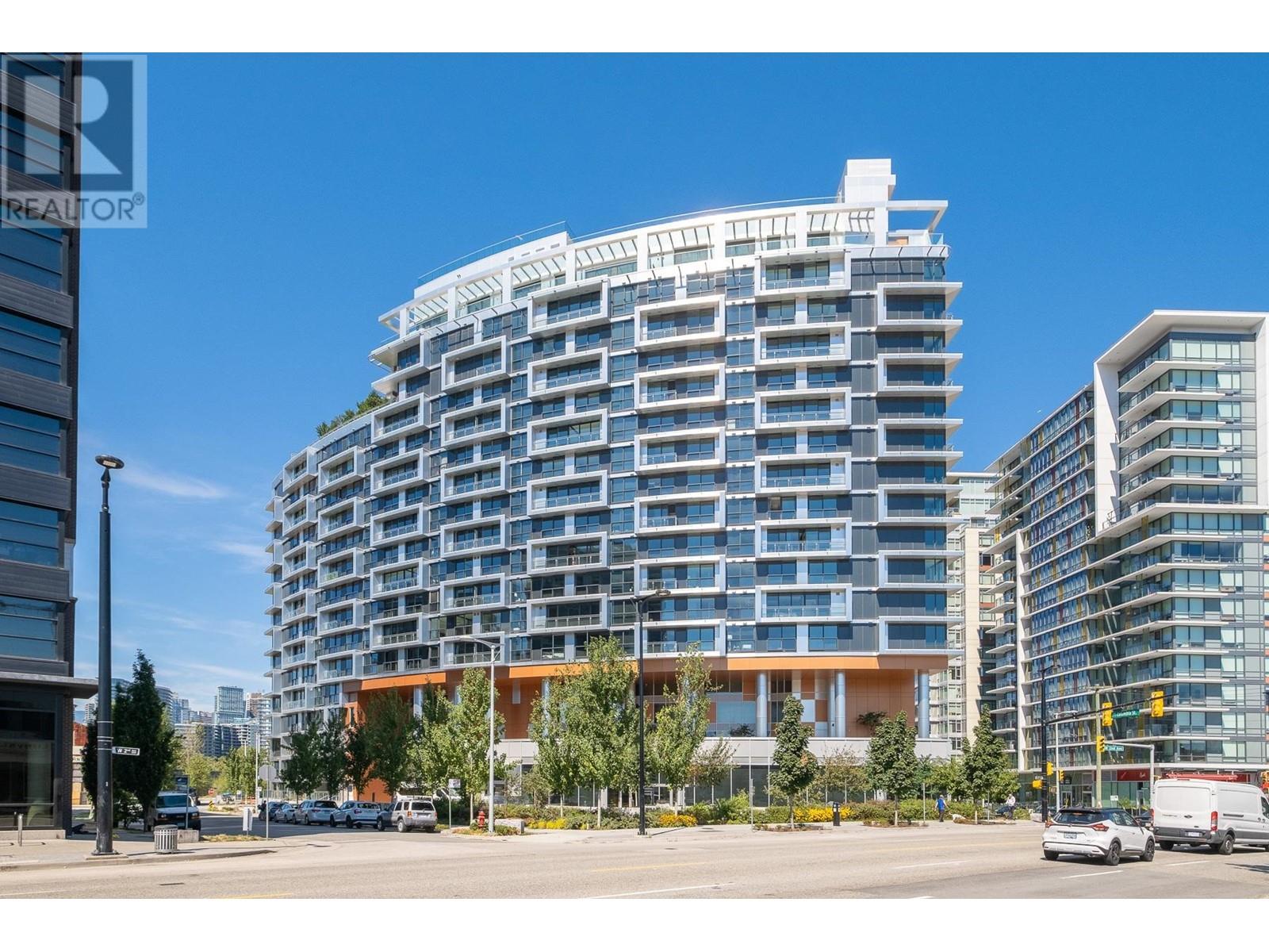 716 1768 COOK STREET, vancouver, British Columbia