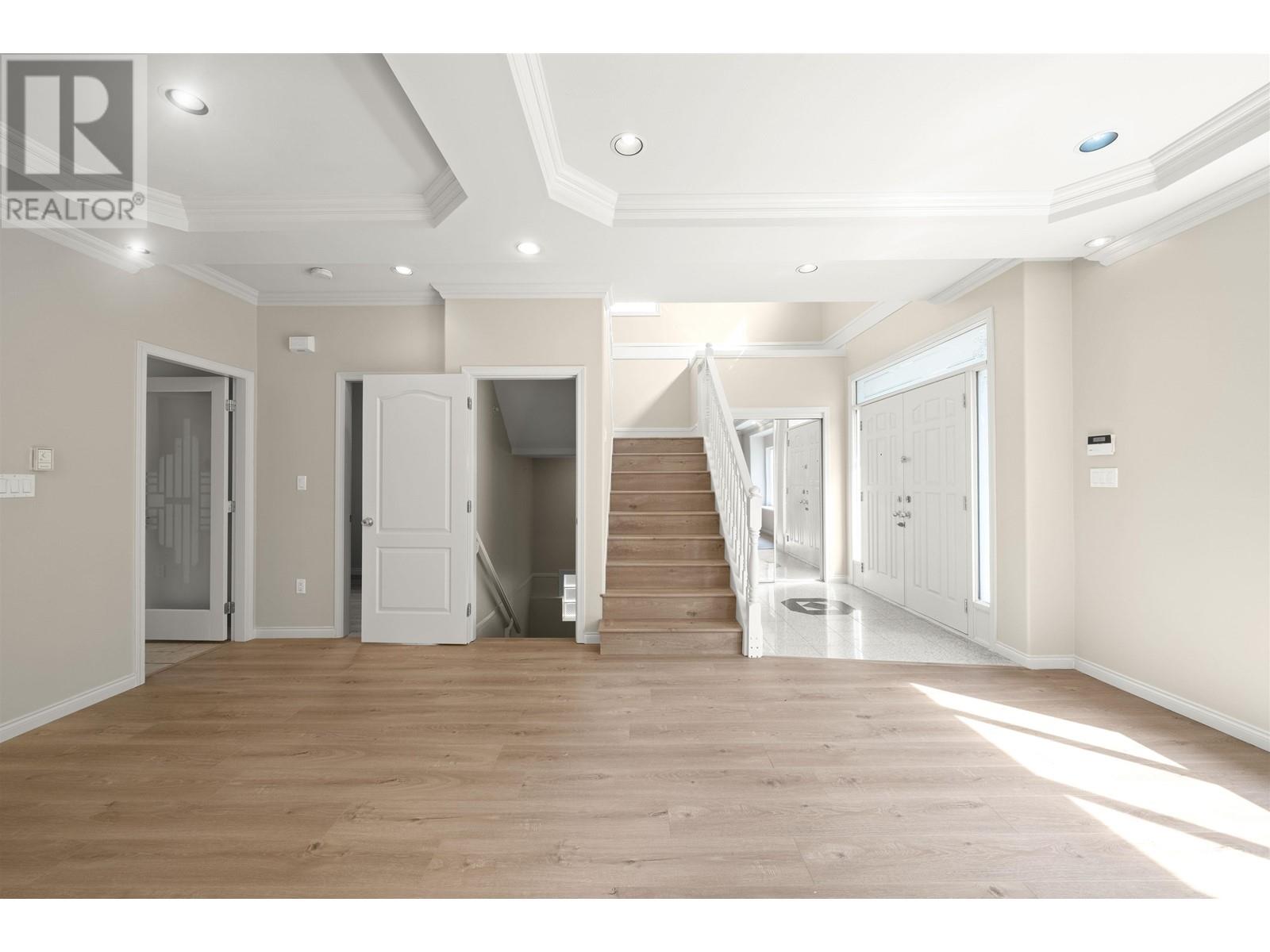 3223 Graveley Street, Vancouver, British Columbia  V5K 3K8 - Photo 14 - R2810223