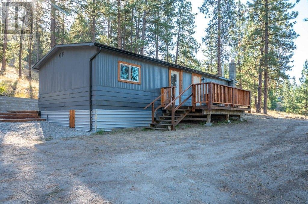 501 FISH LAKE Road Summerland