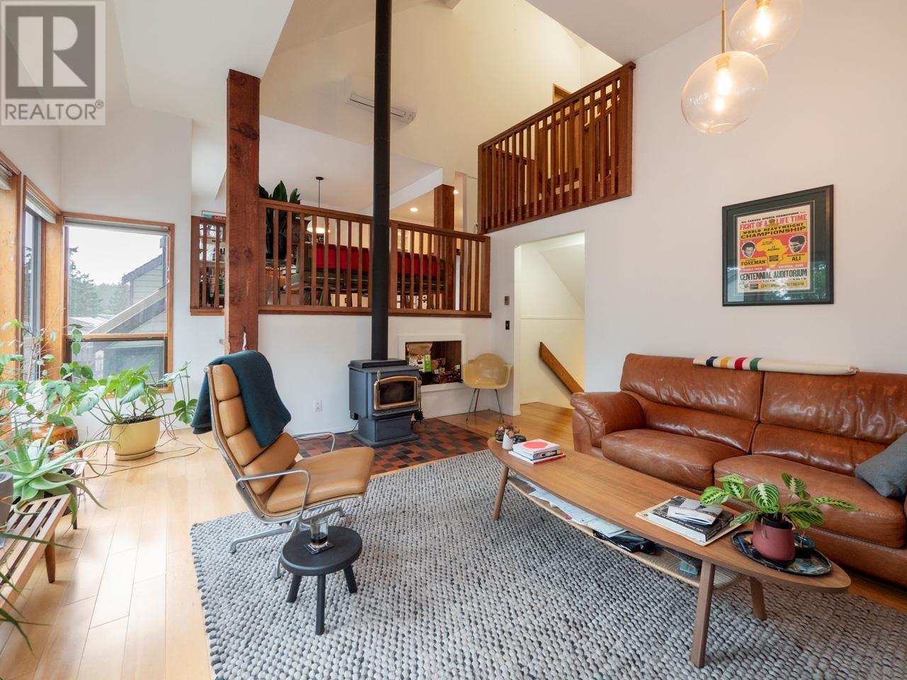 2 5471 SECRET COVE ROAD, halfmoon bay, British Columbia
