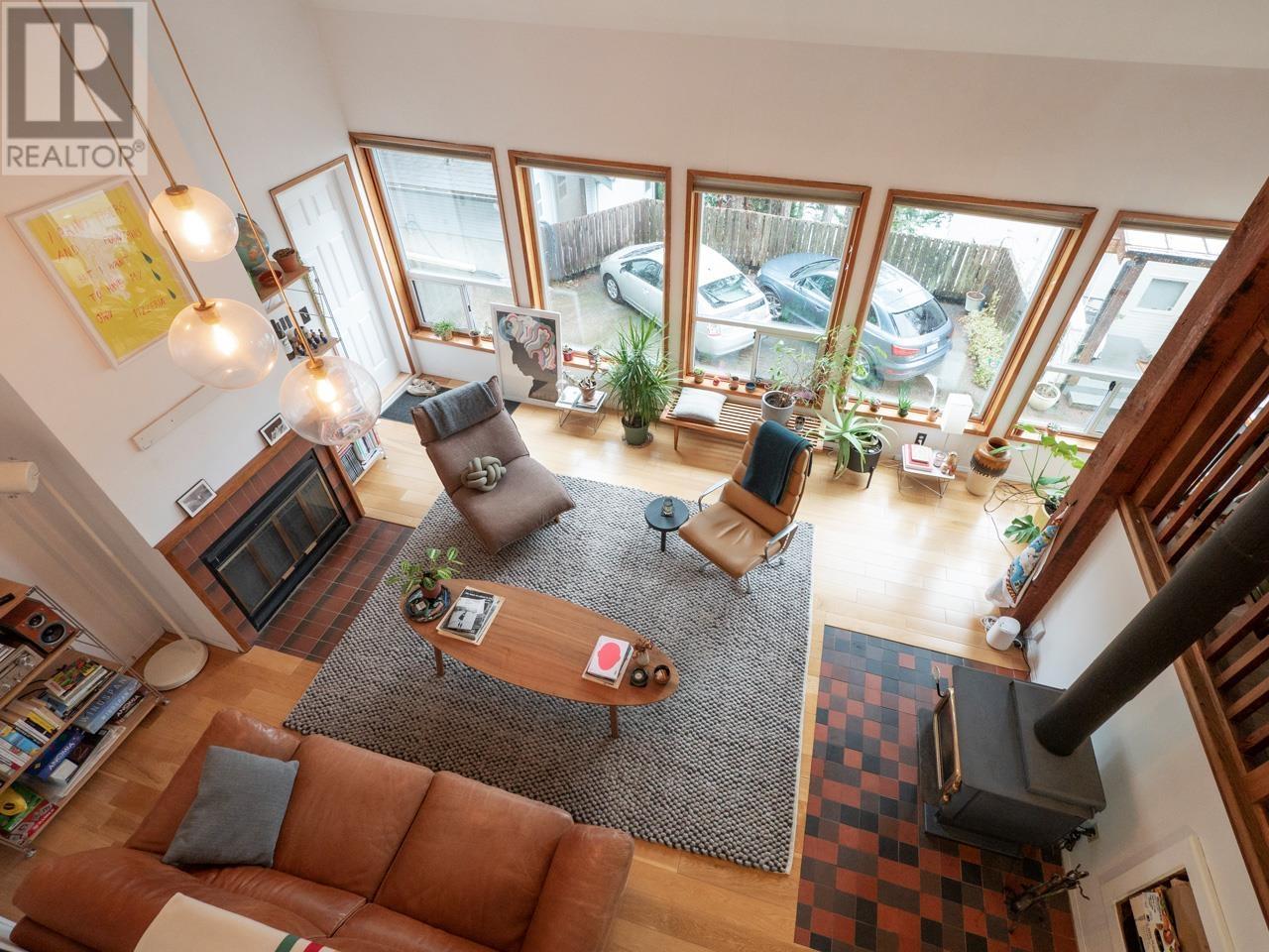 2 5471 Secret Cove Road, Halfmoon Bay, British Columbia  V7Z 1G8 - Photo 3 - R2810489