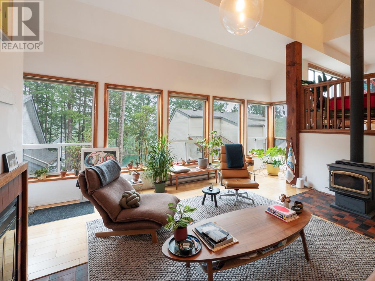 2 5471 Secret Cove Road, Halfmoon Bay, British Columbia  V7Z 1G8 - Photo 4 - R2810489