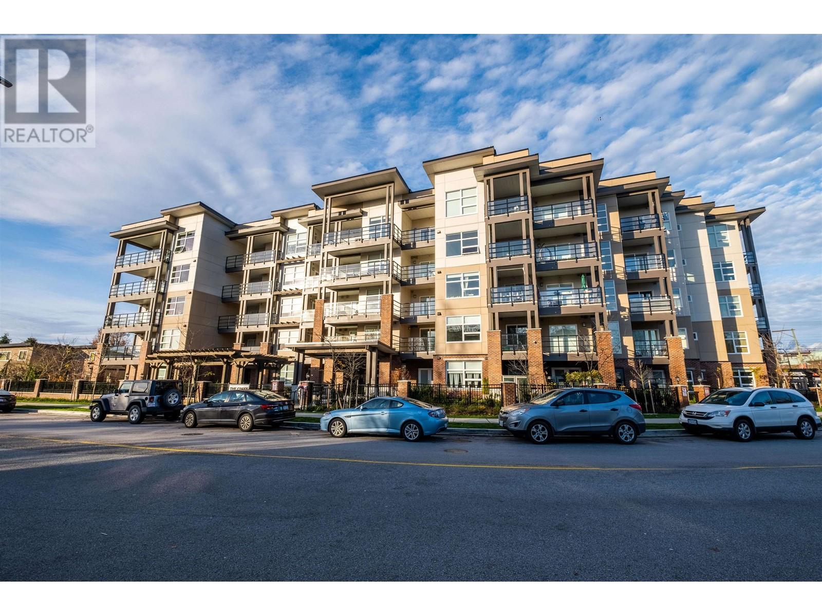 401 22577 ROYAL CRESCENT, maple ridge, British Columbia