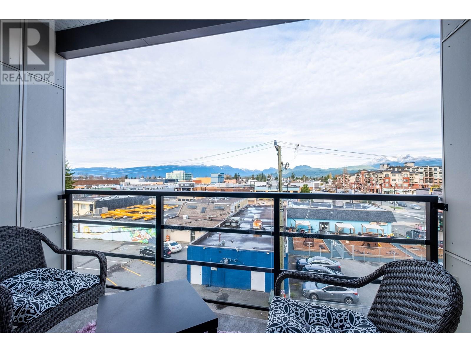 401 22577 Royal Crescent, Maple Ridge, British Columbia  V2X 2M2 - Photo 31 - R2810463
