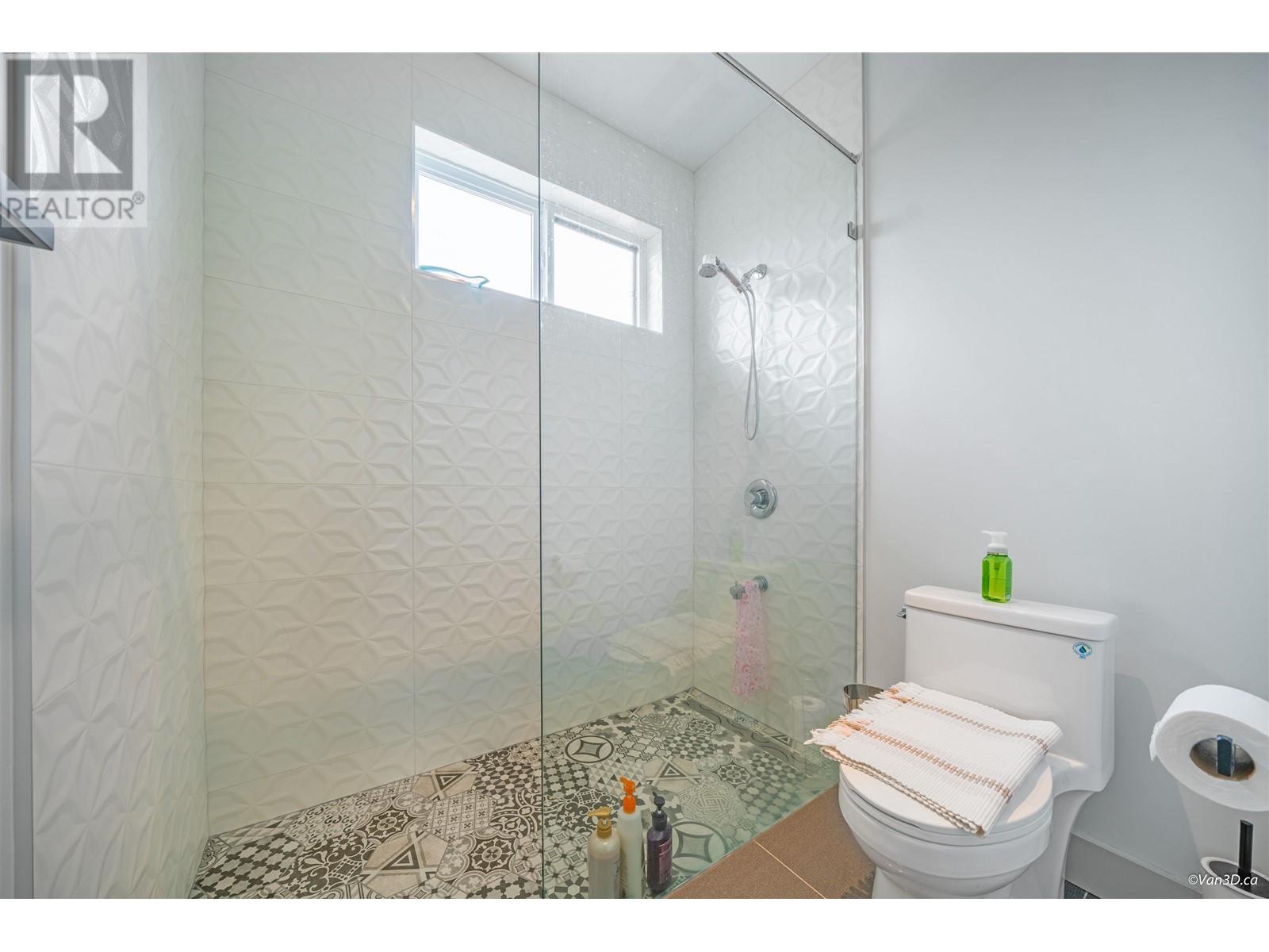 720 Ivy Avenue, Coquitlam, British Columbia  V3J 2J2 - Photo 32 - R2810482