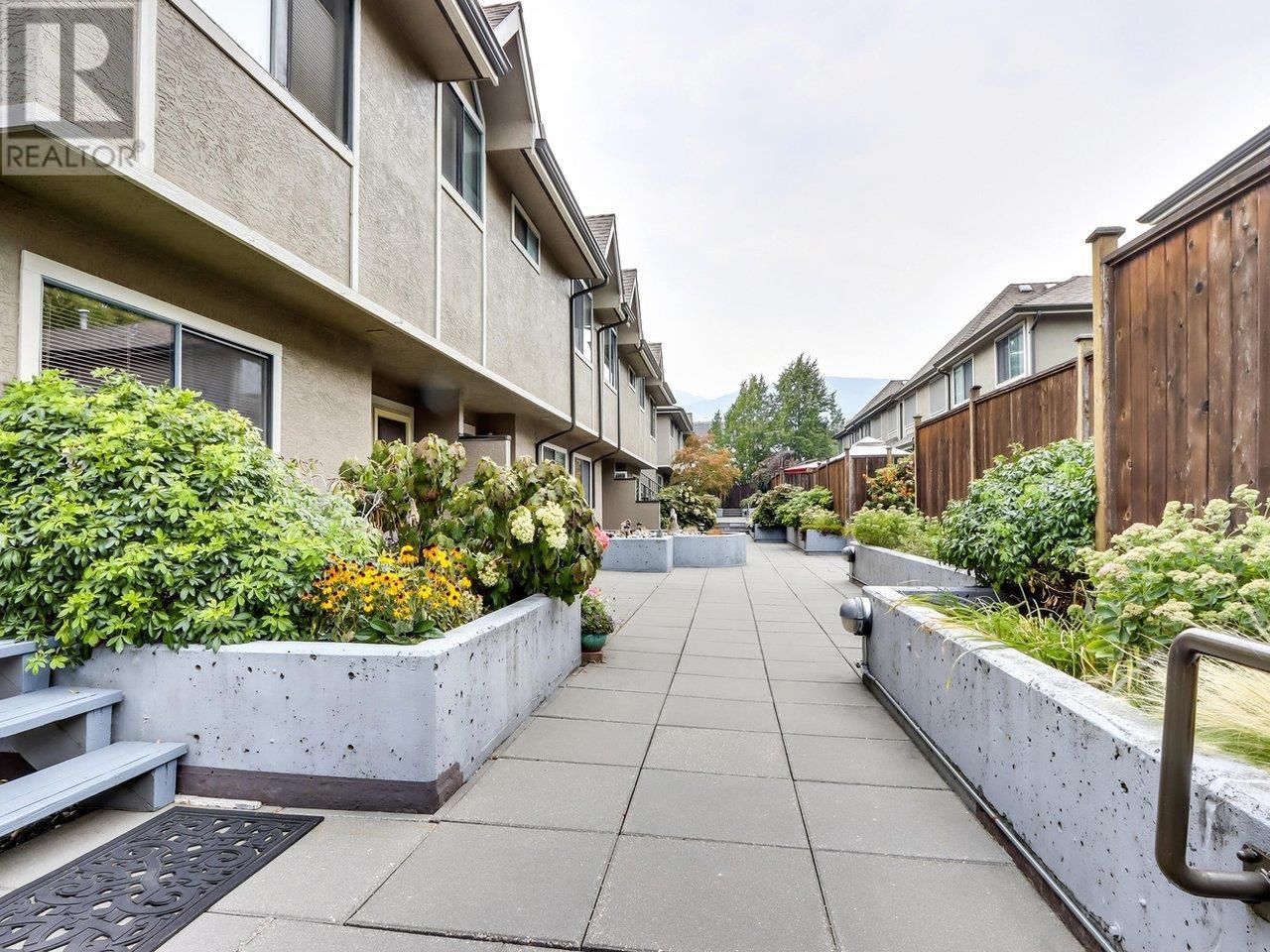 16 2133 St. Georges Avenue, North Vancouver, British Columbia  V7L 3K5 - Photo 2 - R2810567