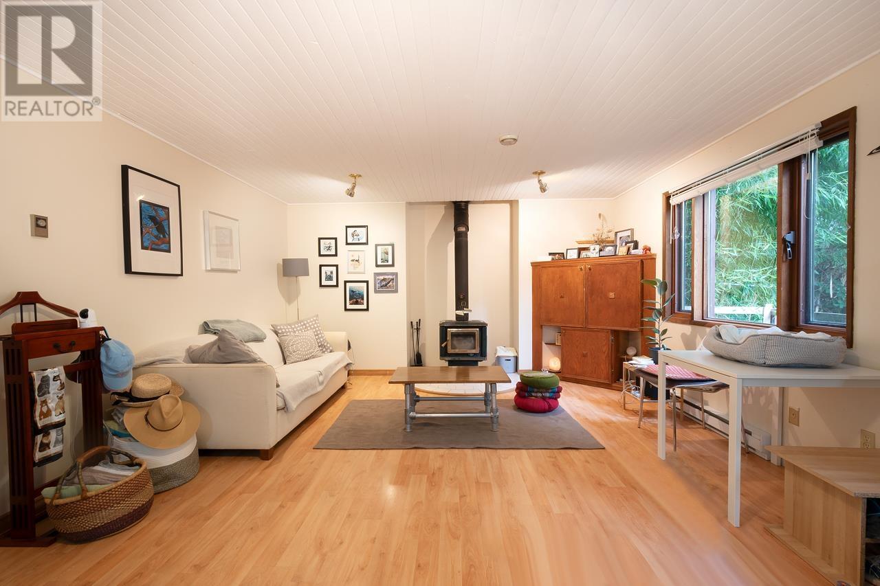 1581 Whitesails Drive, Bowen Island, British Columbia  V0N 1G2 - Photo 18 - R2810585